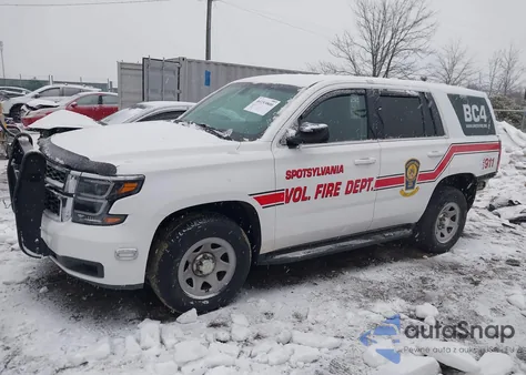 2015 Chevrolet Tahoe Commercial Fleet z USA, uszkodzony, nr VIN 1GNSK3EC2FR574621